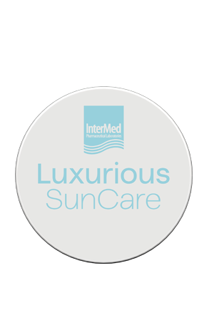Φωτογραφία από Intermed Luxurious SunCare SPF50+ Silk BB Compact 04 Dark 12gr